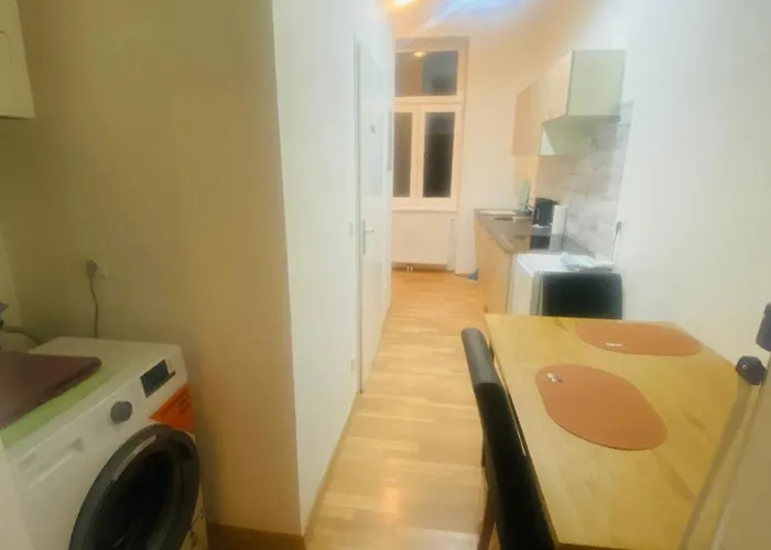 18 Apartment *