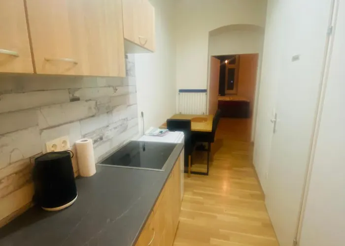 18 Apartment *